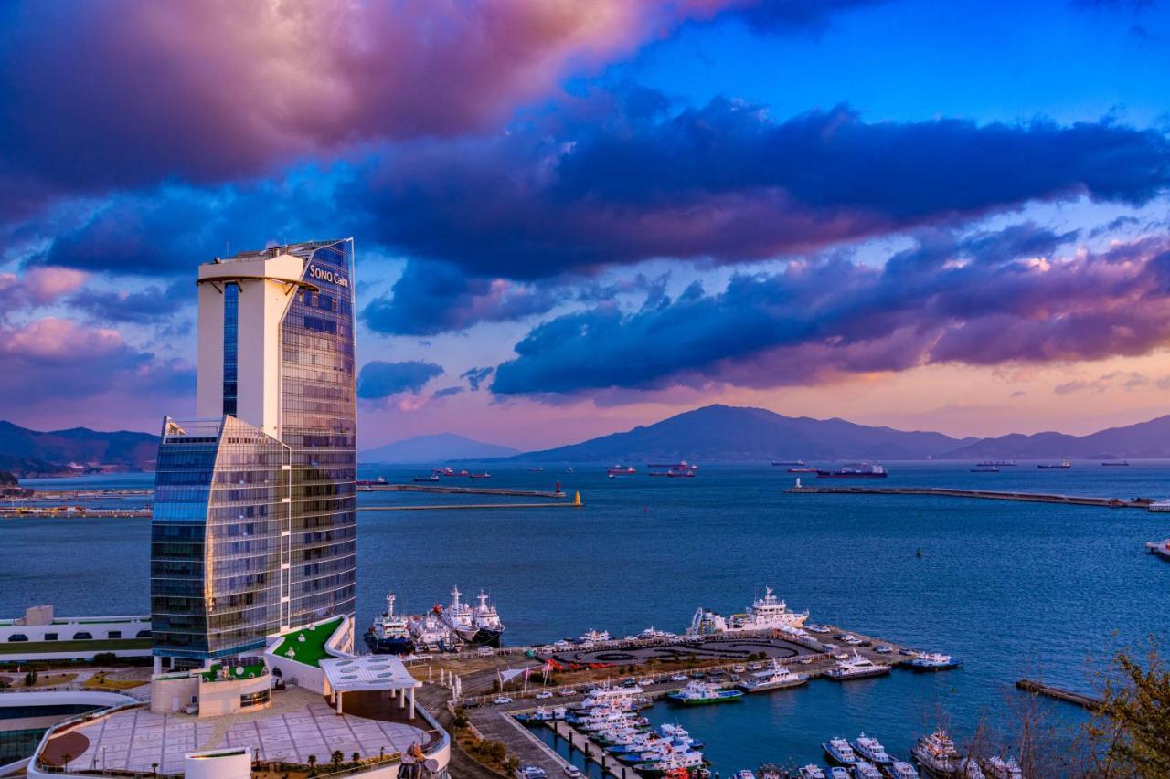Hotel Sono Calm Yeosu Exterior foto